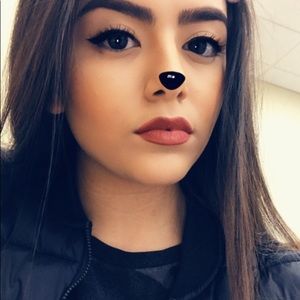 Meet your Posher, Viviana